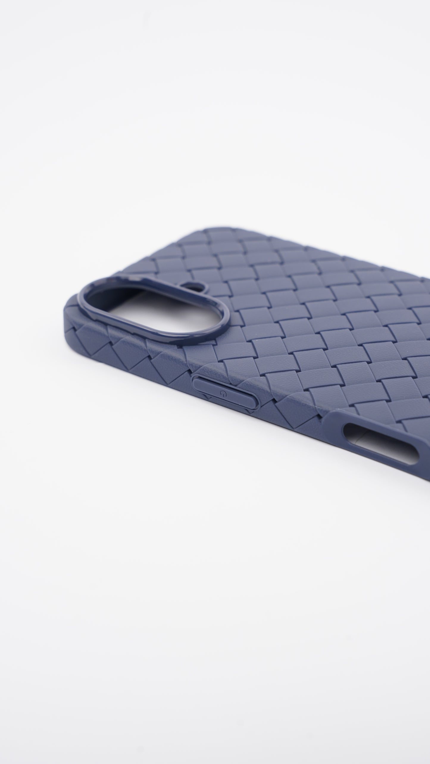 Woven Leather Case for iPhone 16