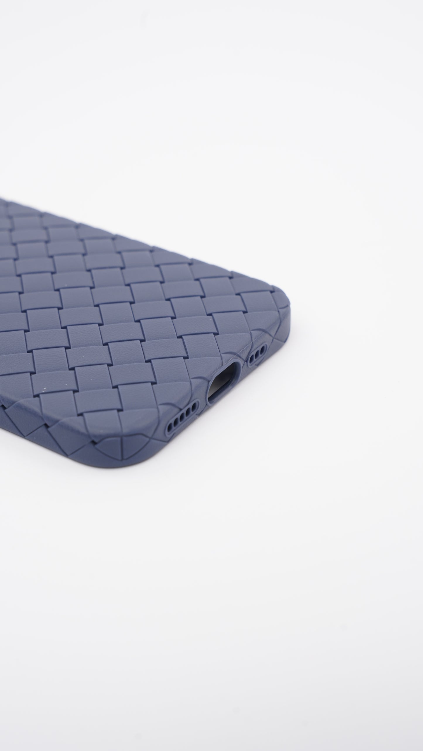 Woven Leather Case for iPhone 16