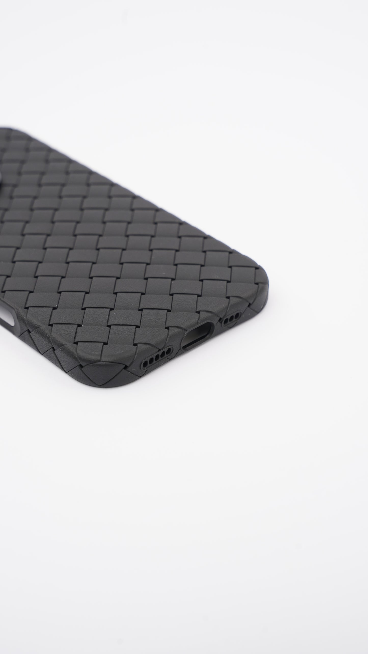 Woven Leather Case for iPhone 15