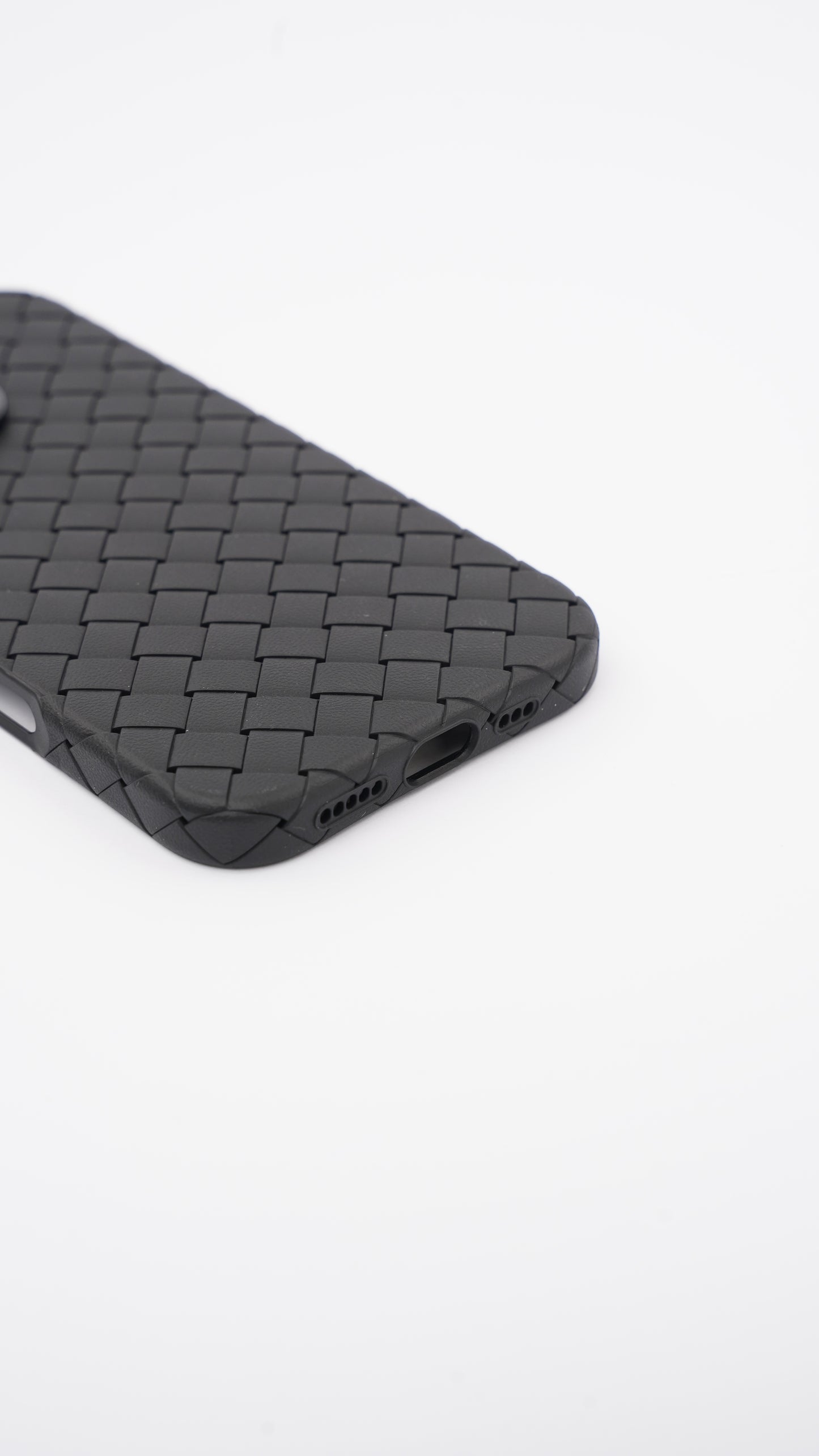 Woven Leather Case for iPhone 15