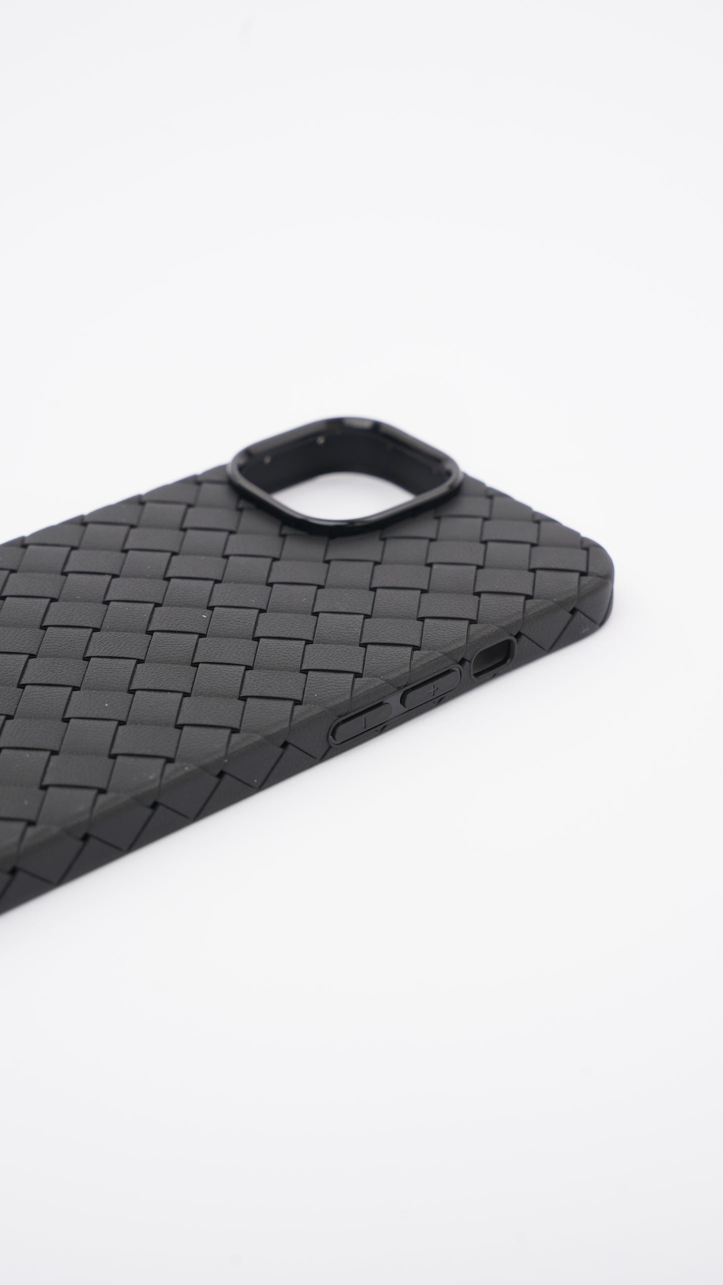 Woven Leather Case for iPhone 16 Pro Max