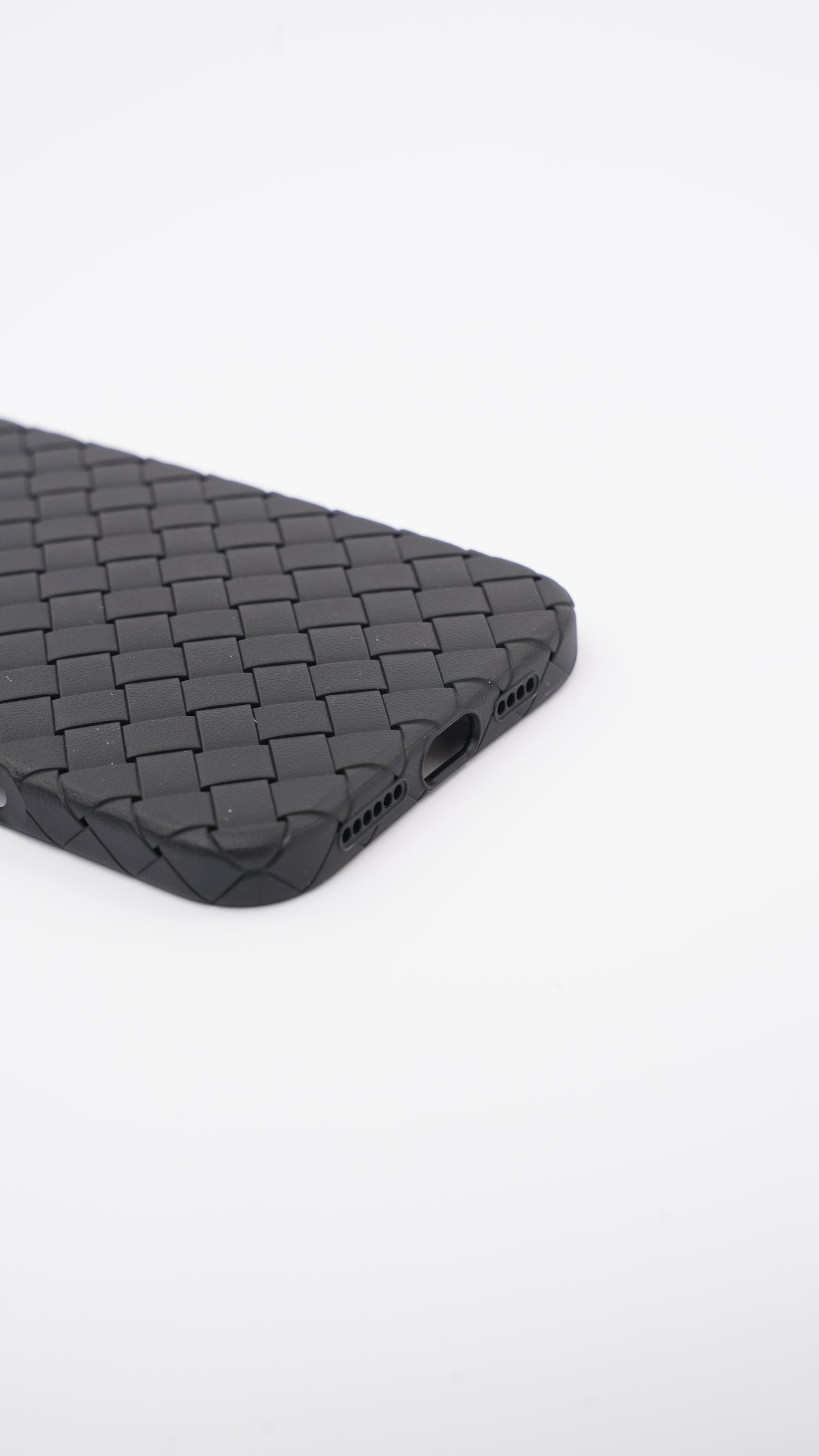 Woven Leather Case for iPhone 16 Pro Max